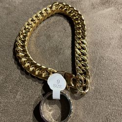 Bold gold tone Bracelet & Ring-9