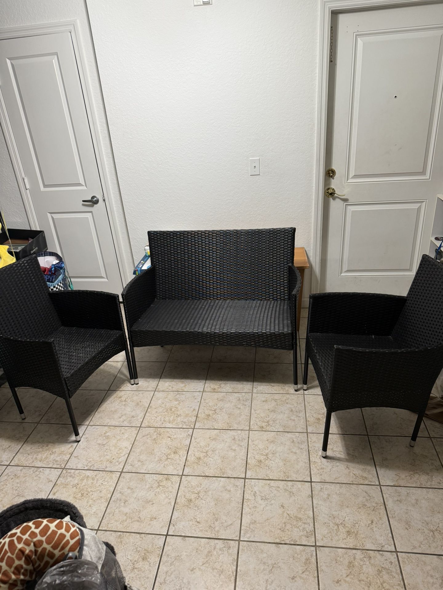 Patio Set (no Cushion)