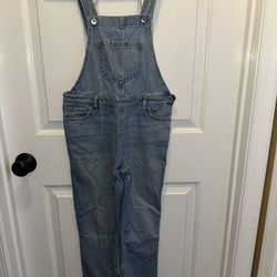 Children’s Place girls light wash jean overalls size 10
