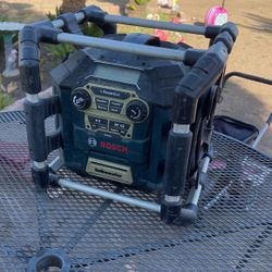 Bosch Radio, No Bluetooth