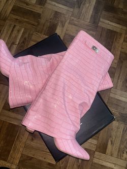 PINK BOOTS *FASHION NOVA* Size 7.5
