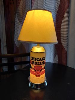 Chicago Bulls Lamp