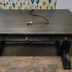 Wood Computer Desk With Plug