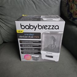 Baby Brezza One Step  Electric Sterilizer and Dryer Mini White (BRZ0069)