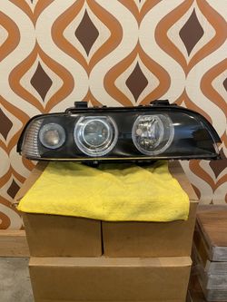 BMW E39 Headlight