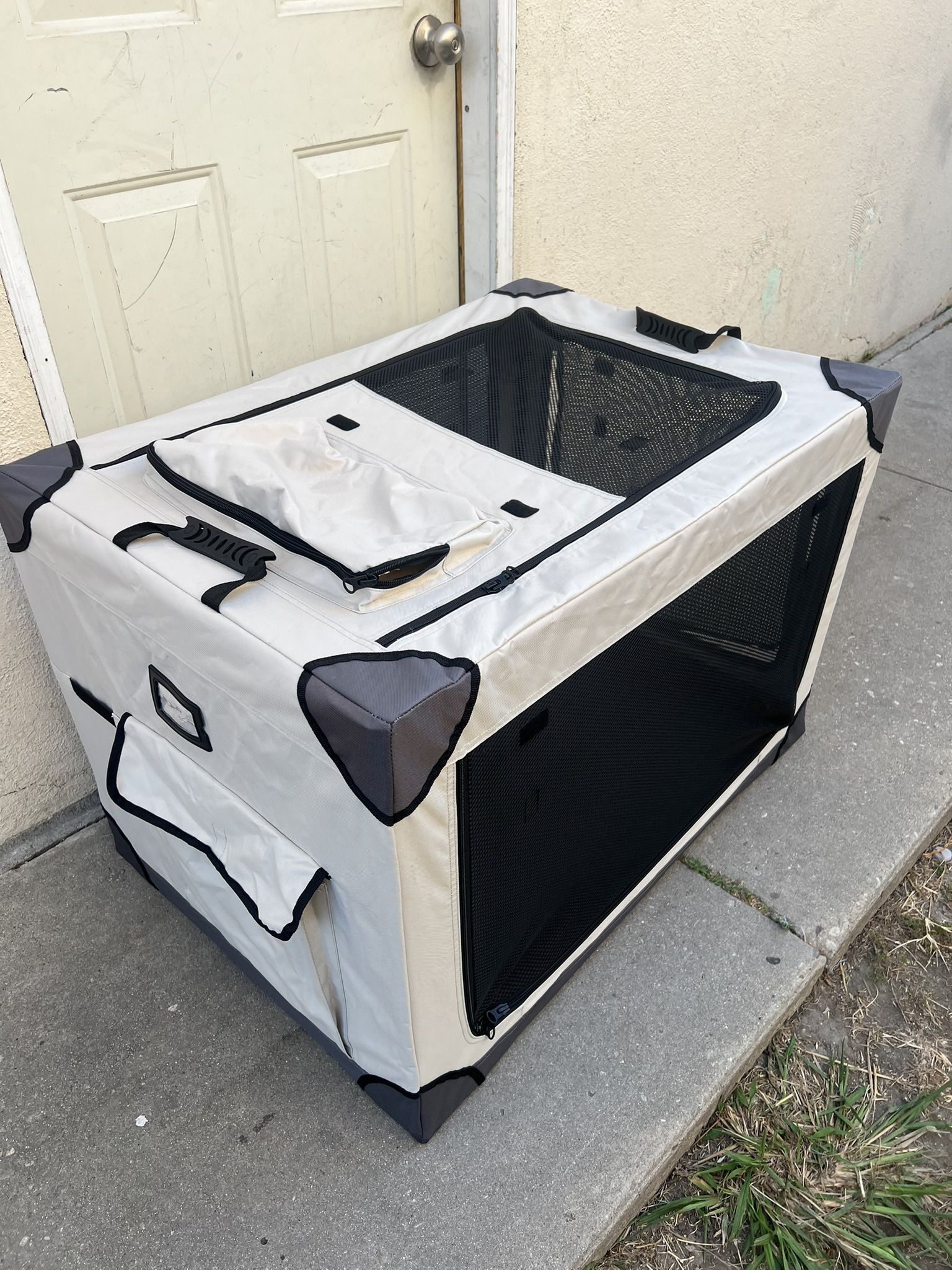 FOLDING DOG CRATE