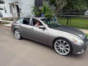 2011 Infiniti G37