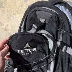 Teton Sports Hiking backpack - slim profile, Like New!