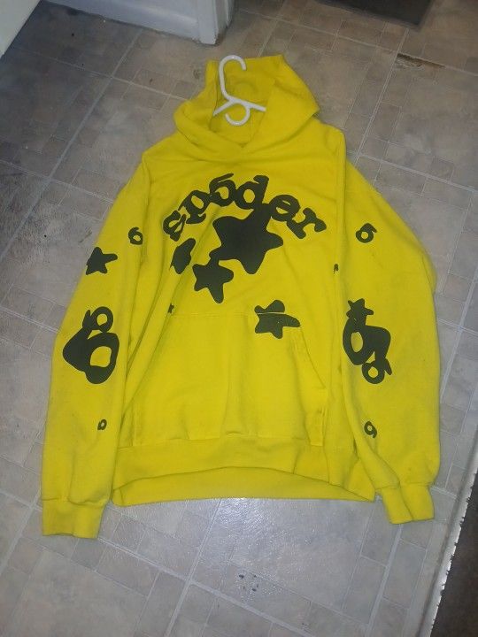 Yellow And Black Spider Hoodie Size XL