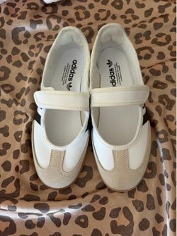 Mary Jane sambas