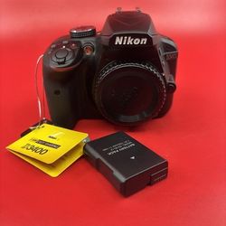 Nikon D3400 DSLR Camera BODY ONLY & battery NEW