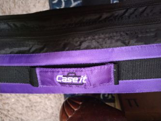 School binder with two divided parts