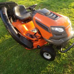 Husqvarna riding lawn mower tractor. ((FREE DELIVERY))
