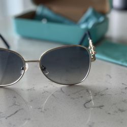 Tiffany hardwear sunglasses 