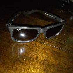 Ray Ban