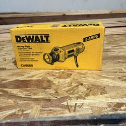 DEWALT Heavy Duty Cut Out Tool 