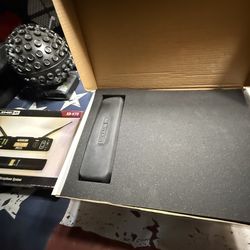 3 Wireless Microphone Systems – Line 6 & Sennheiser –