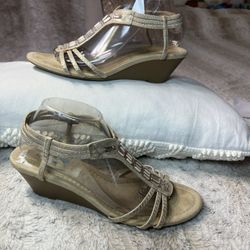 New York Transit Wedge Heels Sandals Size 10 W 