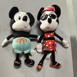 Mickey & Minnie Mouse 9” tall