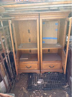 Glass cabinet with drawers