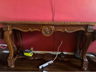 Traditional Ornate Wood Console Table/Entryway Table