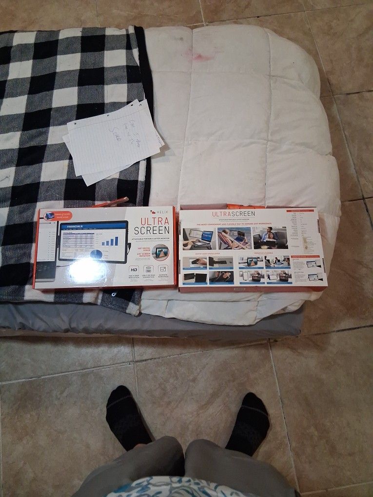 Ultra Screen Attachable Portable Laptop Monitor