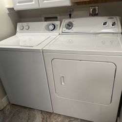 GE Washer & Whirlpool Dryer Set