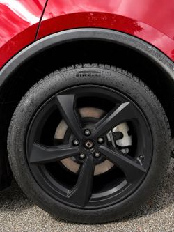 Tesla Model Y 19in Crossflow wheels & Pirelli All Season tires included