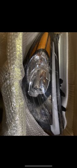 Kia Forte 2014-2016 Left Side Headlight