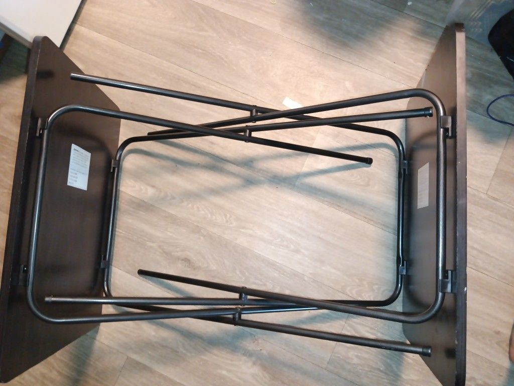 Set Of 2 Side Tables