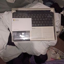 Microsoft Surface Go Type Cover