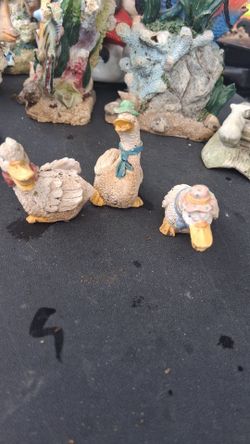 Porcelain ducks