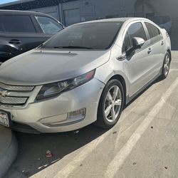 Chevrolet Volt metallic