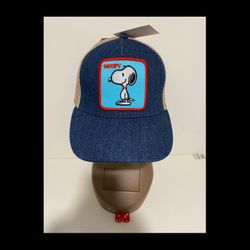 Peanuts Cartoon Collection, Adjustable snapback, Baseball Cap - Denim Snoopy NEW