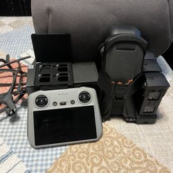DJI Mavic 3 Drone