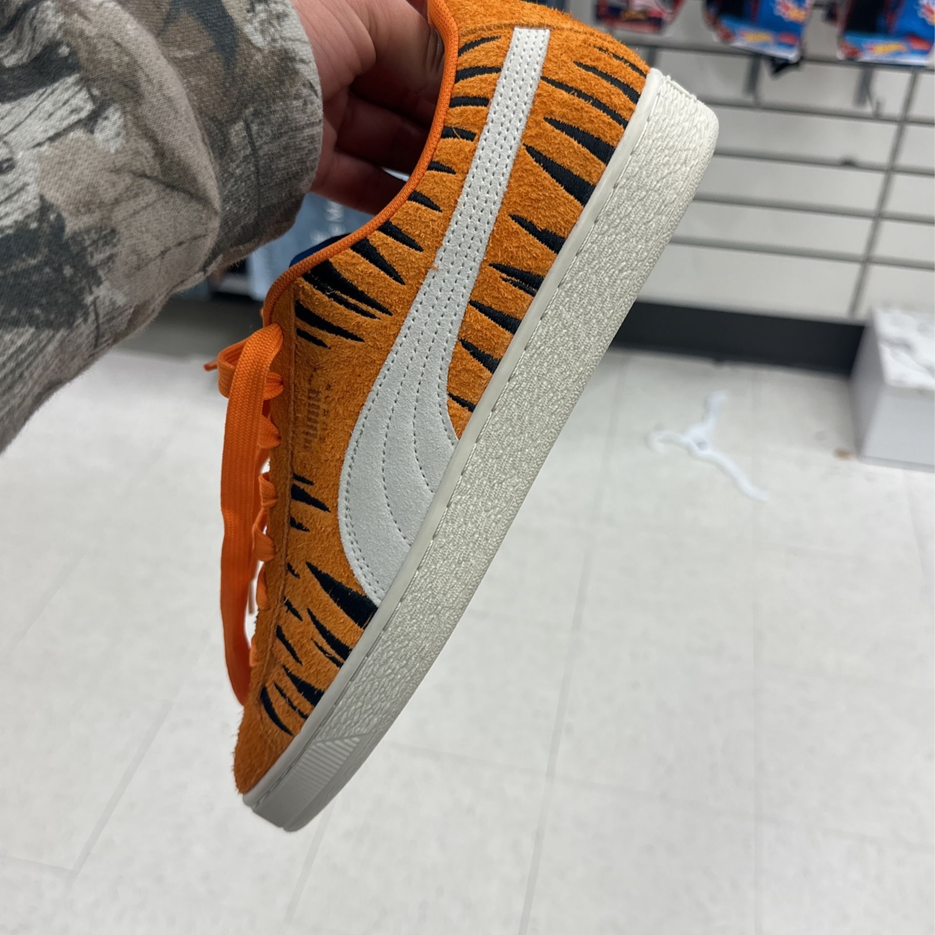 PUMA Kellogg's Frosted Flakes Shoes Tony the Tiger 70th Men’s Size 10 388018-01