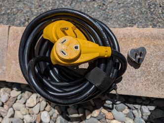 30 AMP RV Surge Protector and Cords