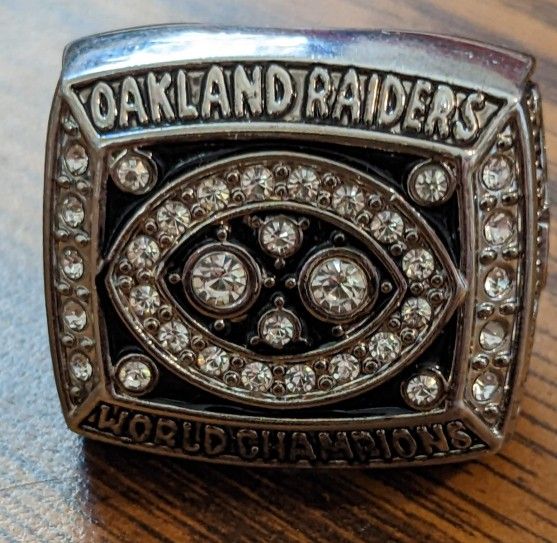 Oakland Raiders Championship Ring 