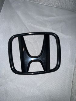 Front grill Honda logo