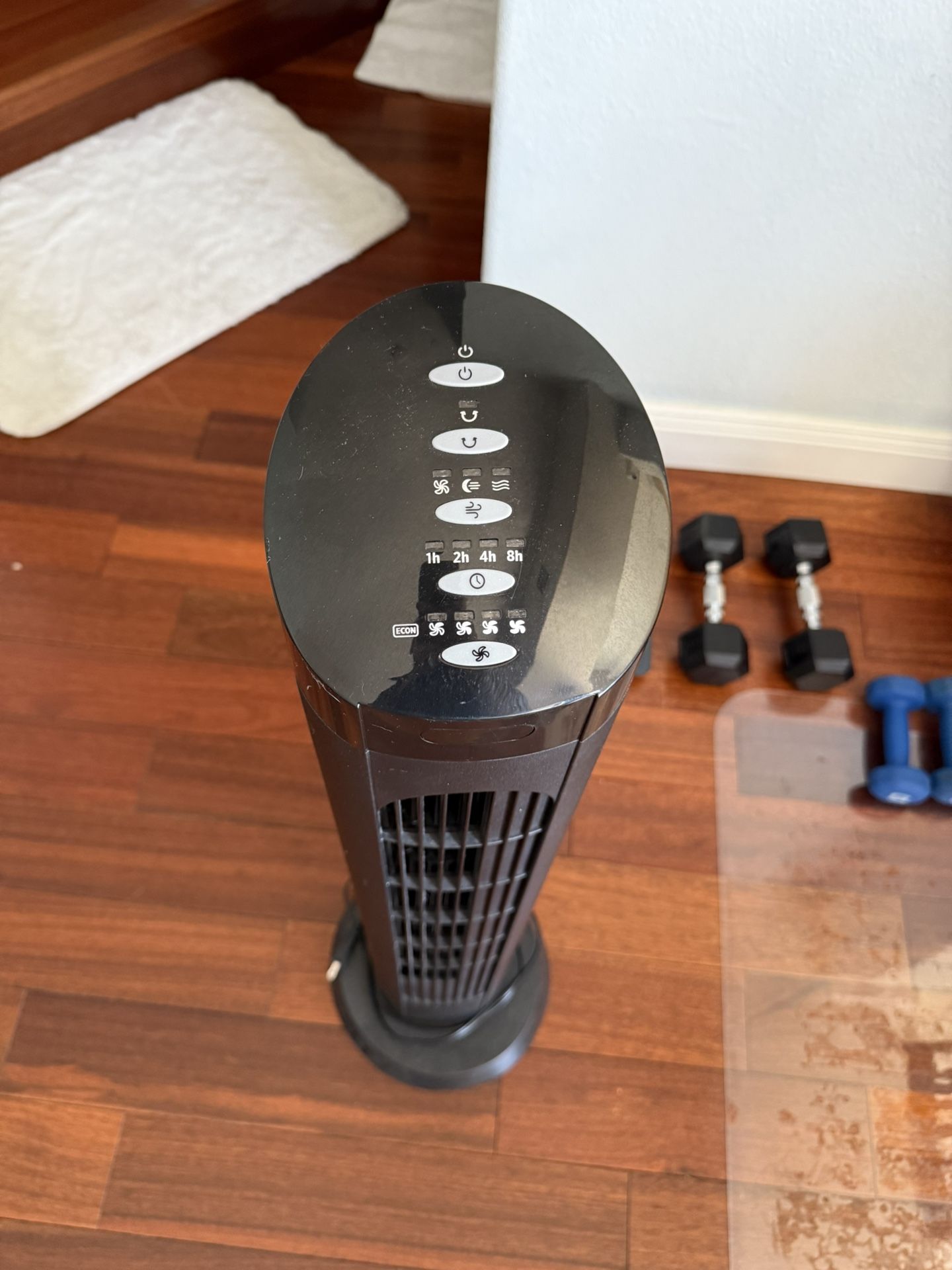 Floor tower fan