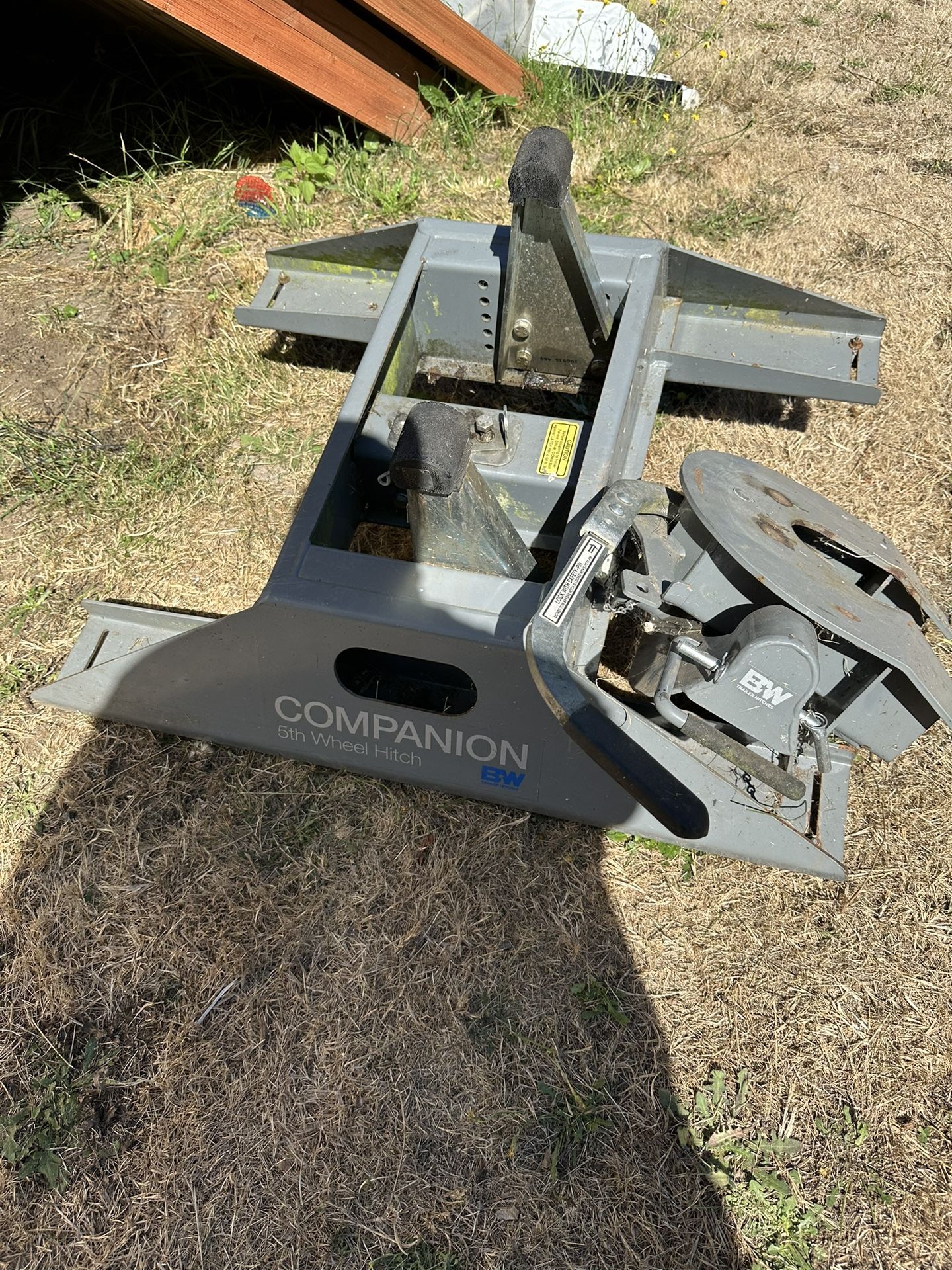 B&W Fifth Wheel Hitch