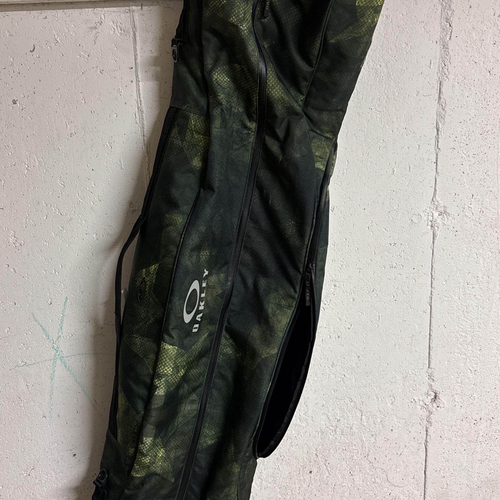 Oakley 168cm Snowboard Bag