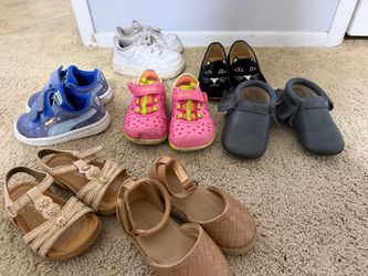 Baby Girl Shoes- Size 5