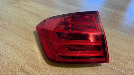 2012–2015 BMW 328i F30 Pre-LCI Driver Side LH Tail Light Assembly OEM - US Auto