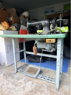 Vintage Singer industrial sewing machine