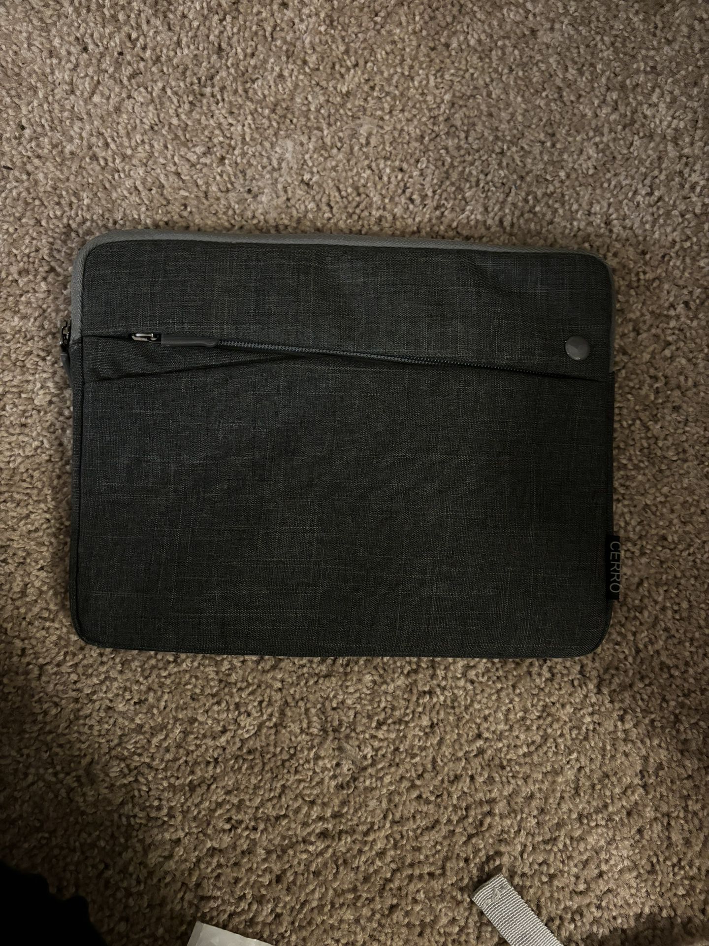 Laptop Carrying Case. 