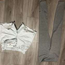 Levi’s Shorts Nike Leggings 