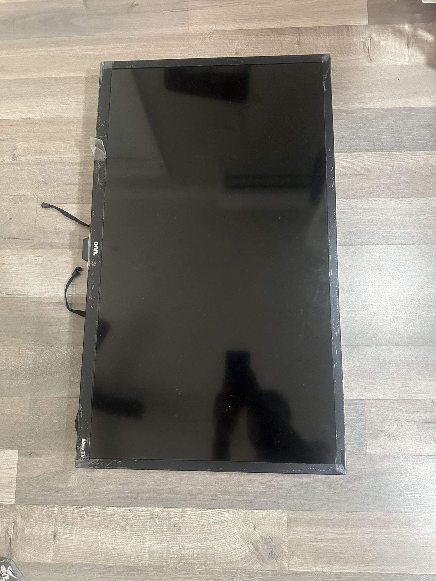 32-inch ONN Roku Smart Tv