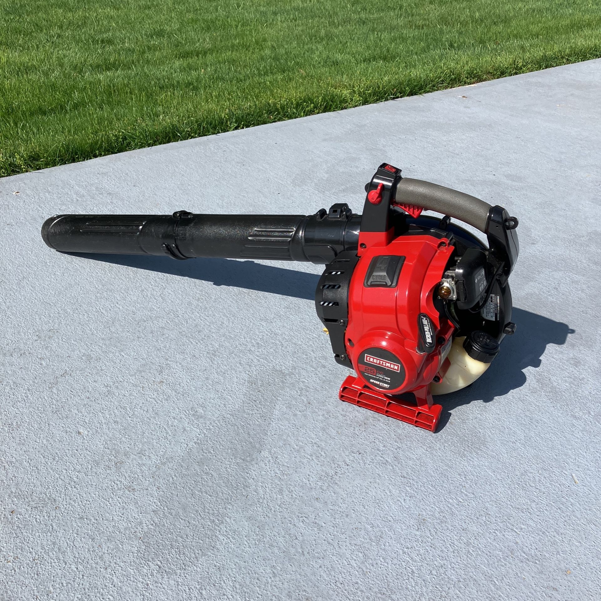 CRAFTSMAN BLOWER 25cc  4-CYCLE ENGINE with SPEED-START Works & Runs Great 👍 