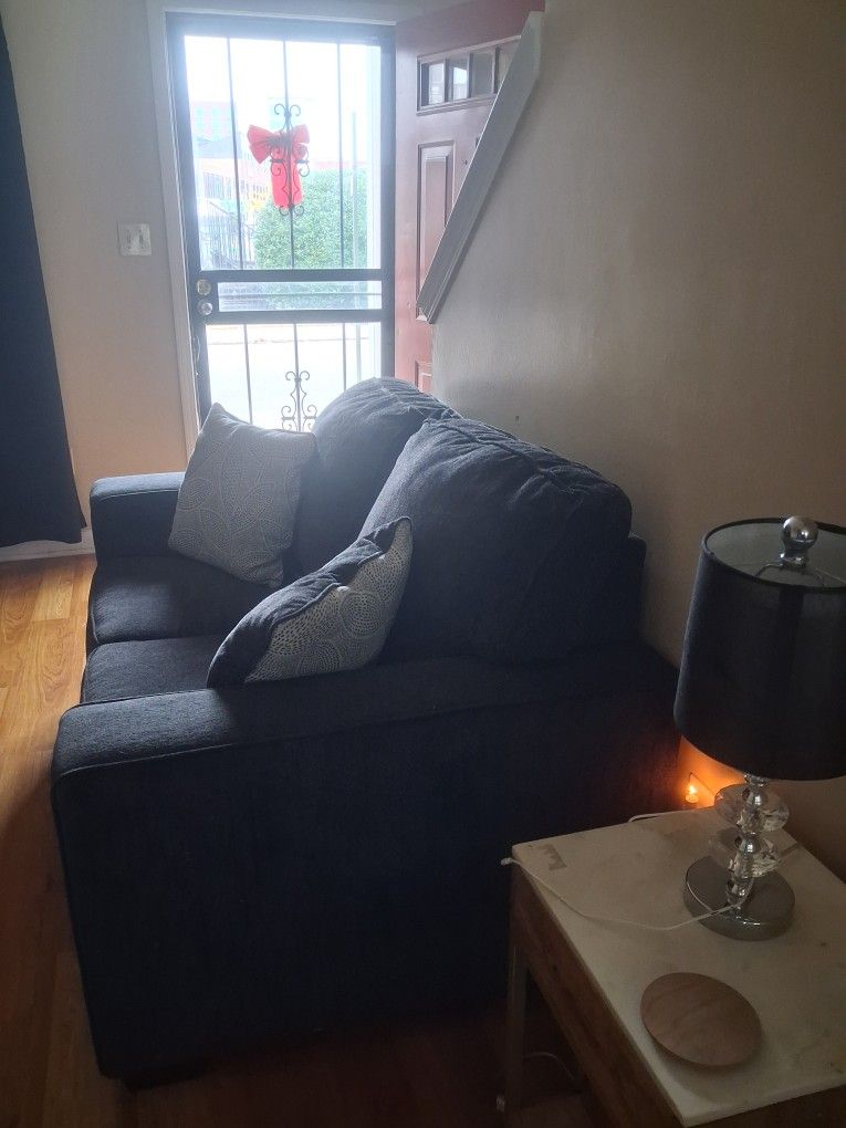 Ashley FURNITURE Loveseat